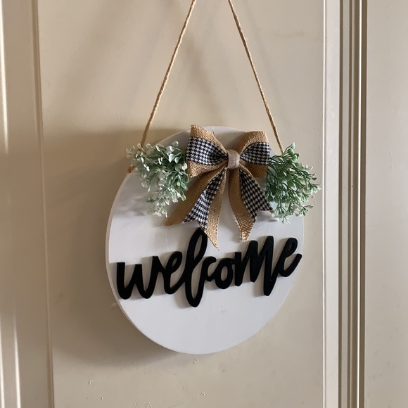 Welcome Sign - Picture 3 of 4